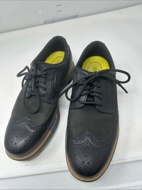Cole Haan Golf Size 8 B